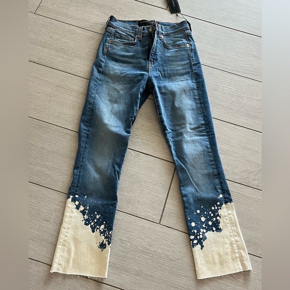 VERONICA BEARD JEANS
Carly High-rise Jeans With Bleach Splatter In Lava Stone